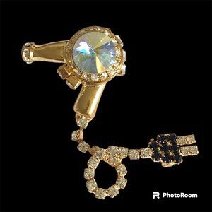 Hair Dryer Brooch Pin Blow Gold Plated Austrian Crystal Beautician Stylist Gift